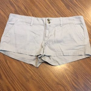 American Eagle khaki shorts